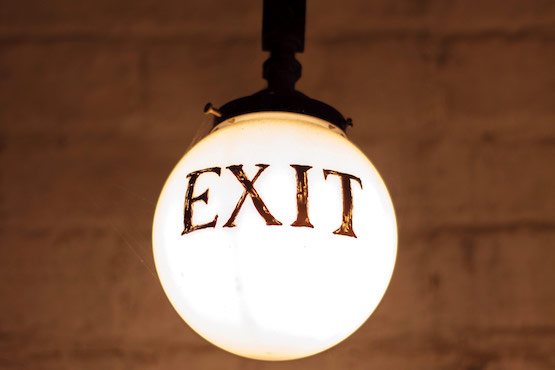 Illuminated exit lamp